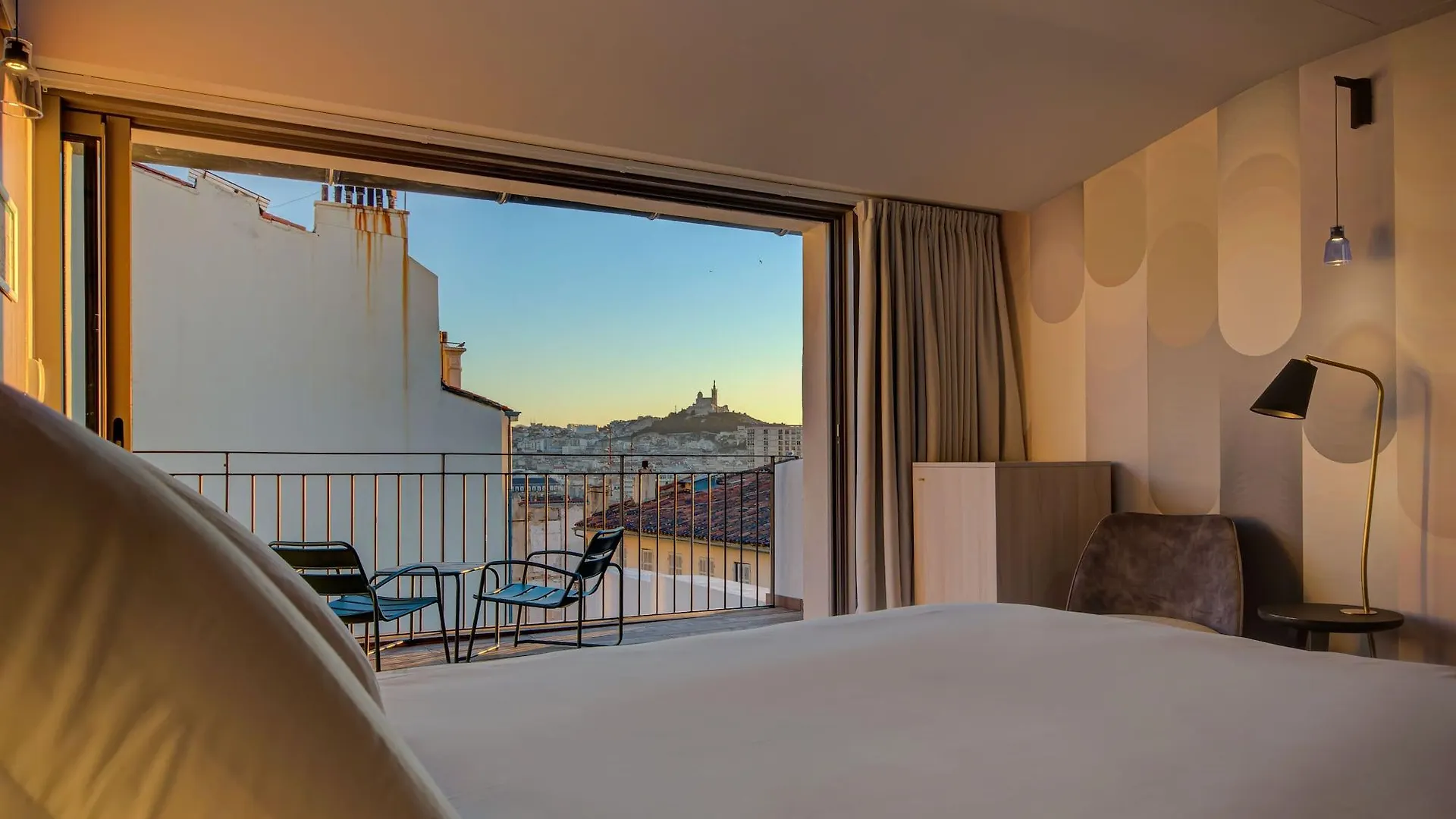 Alex Hotel & Spa Marsella 3*,